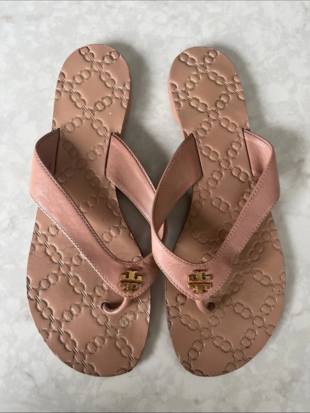 Tory Burch Leather Thong Sandals in Blush Pink - size 7.5